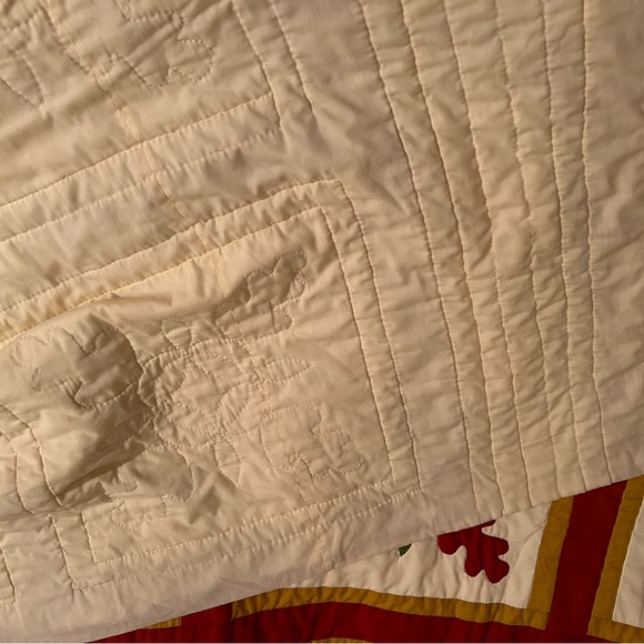 Homemade patchwork hand stitched quilt bedspread, queen 100”x76” - Picture 4 of 4